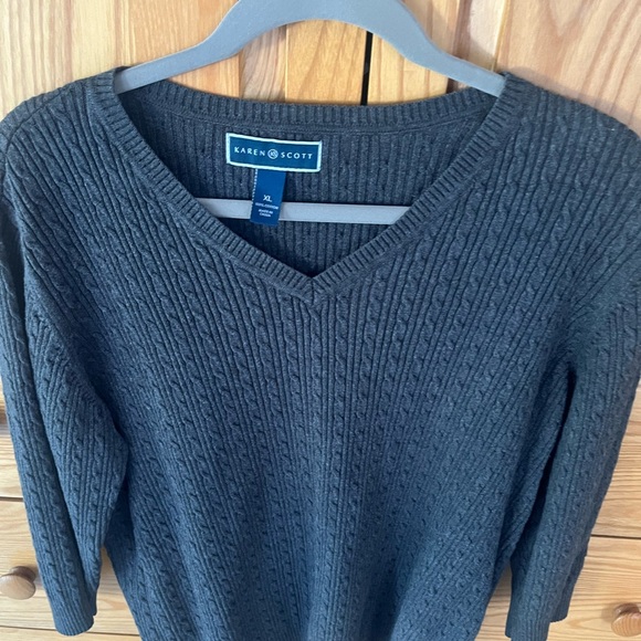 Karen Scott Women's Gray Cable VNeck Sweater XL - Picture 1 of 1